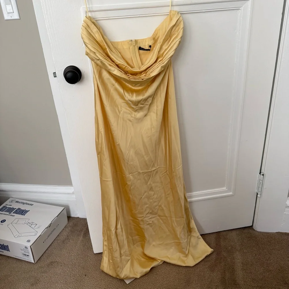 Abercrombie yellow dress